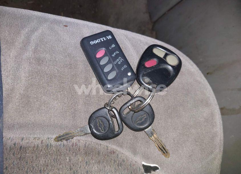 Photo 11 of 2000 Chevrolet Silverado 1500 LS (VIN 2GCEK19T0Y1274947)