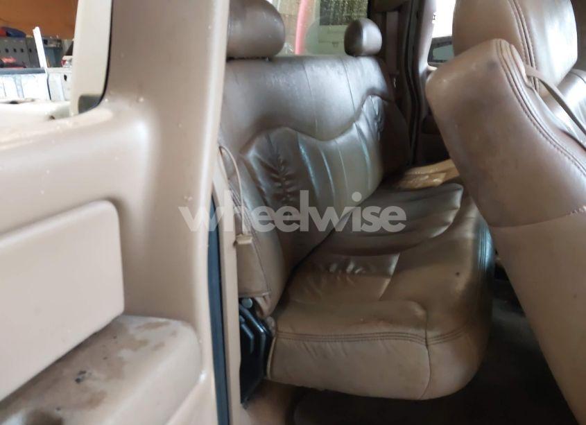 Photo 6 of 2000 Chevrolet Silverado 1500 LT (VIN 2GCEK19T0Y1307915)