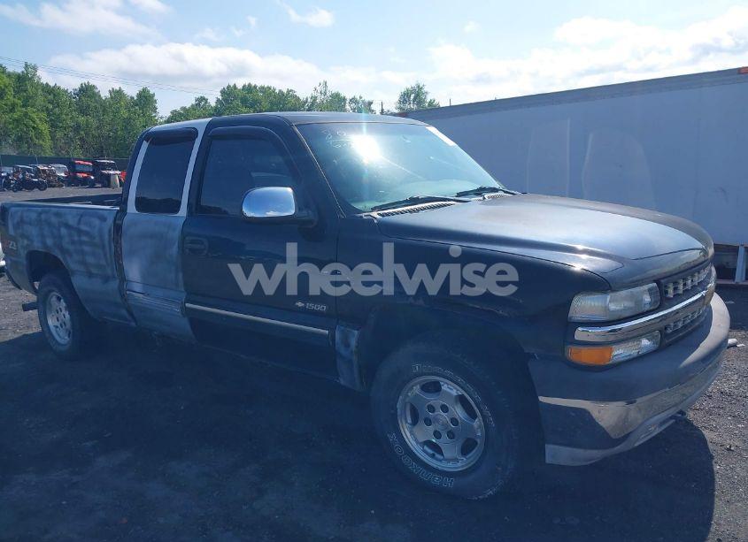 2001 Chevrolet Silverado 1500 LT (VIN 2GCEK19T111159957) main photo