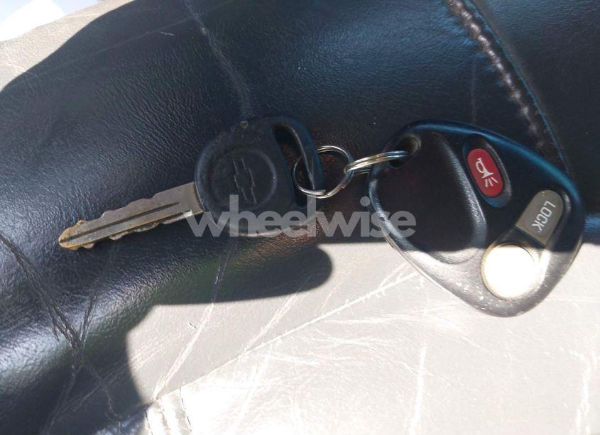 Photo 11 of 2001 Chevrolet Silverado 1500 LT (VIN 2GCEK19T111159957)