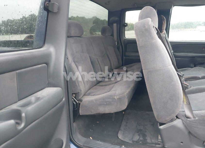 Photo 8 of 2001 Chevrolet Silverado 1500 LS (VIN 2GCEK19T111382581)