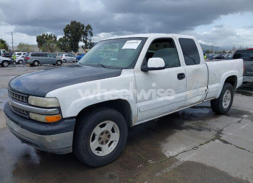 Photo 2 of 2002 Chevrolet Silverado 1500 LS (VIN 2GCEK19T121143534)