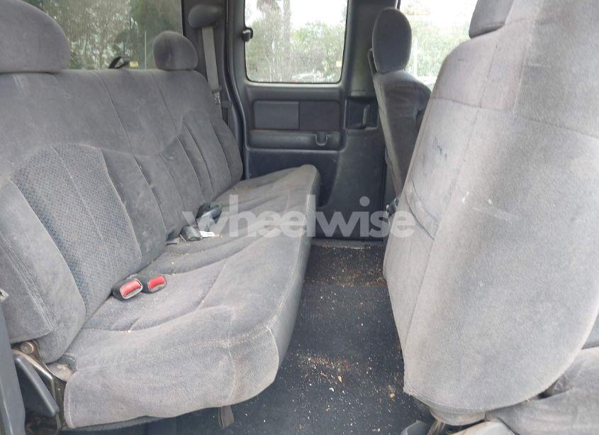 Photo 8 of 2002 Chevrolet Silverado 1500 LS (VIN 2GCEK19T121143534)