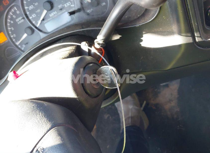 Photo 11 of 2002 Chevrolet Silverado 1500 LS (VIN 2GCEK19T121298424)