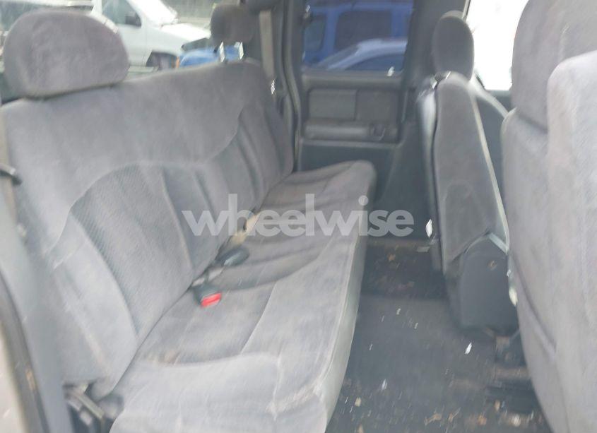 Photo 8 of 2002 Chevrolet Silverado 1500 LS (VIN 2GCEK19T121298424)