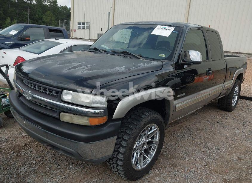 Photo 2 of 2002 Chevrolet Silverado 1500 LS (VIN 2GCEK19T121332801)