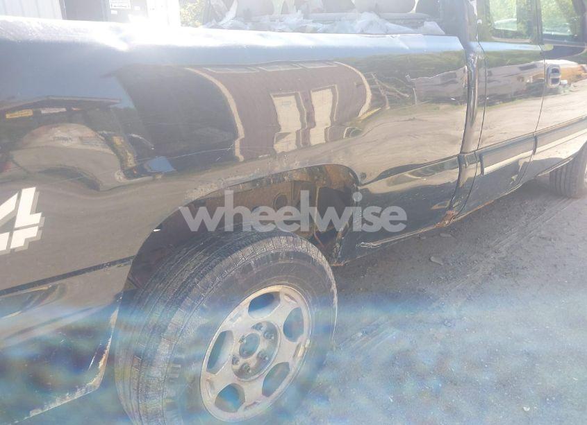 Photo 15 of 2004 Chevrolet Silverado 1500 LS (VIN 2GCEK19T141386702)