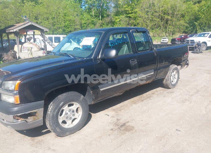 Photo 2 of 2004 Chevrolet Silverado 1500 LS (VIN 2GCEK19T141386702)