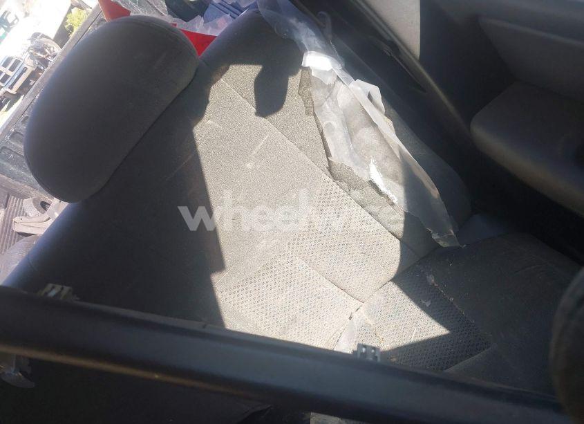 Photo 8 of 2004 Chevrolet Silverado 1500 LS (VIN 2GCEK19T141386702)