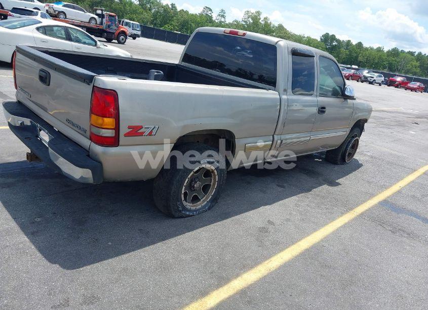 Photo 4 of 2000 Chevrolet Silverado 1500 LS (VIN 2GCEK19T1Y1107075)