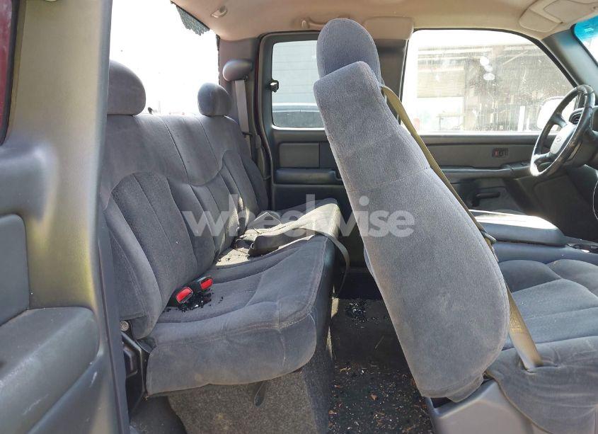 Photo 8 of 2001 Chevrolet Silverado 1500 LS (VIN 2GCEK19T211181871)