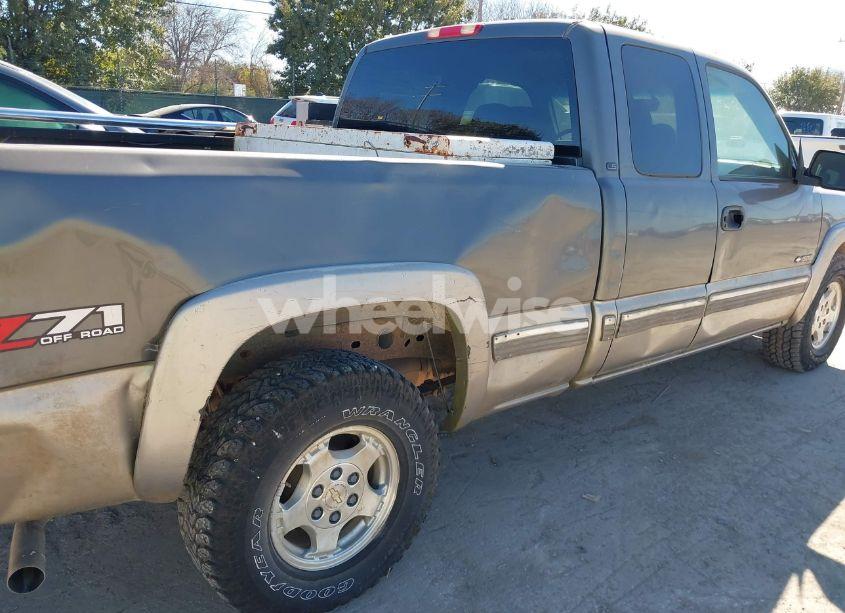 Photo 12 of 2002 Chevrolet Silverado 1500 LS (VIN 2GCEK19T221151321)