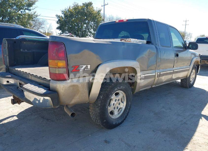 Photo 4 of 2002 Chevrolet Silverado 1500 LS (VIN 2GCEK19T221151321)