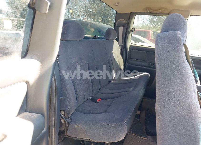 Photo 8 of 2002 Chevrolet Silverado 1500 LS (VIN 2GCEK19T221151321)