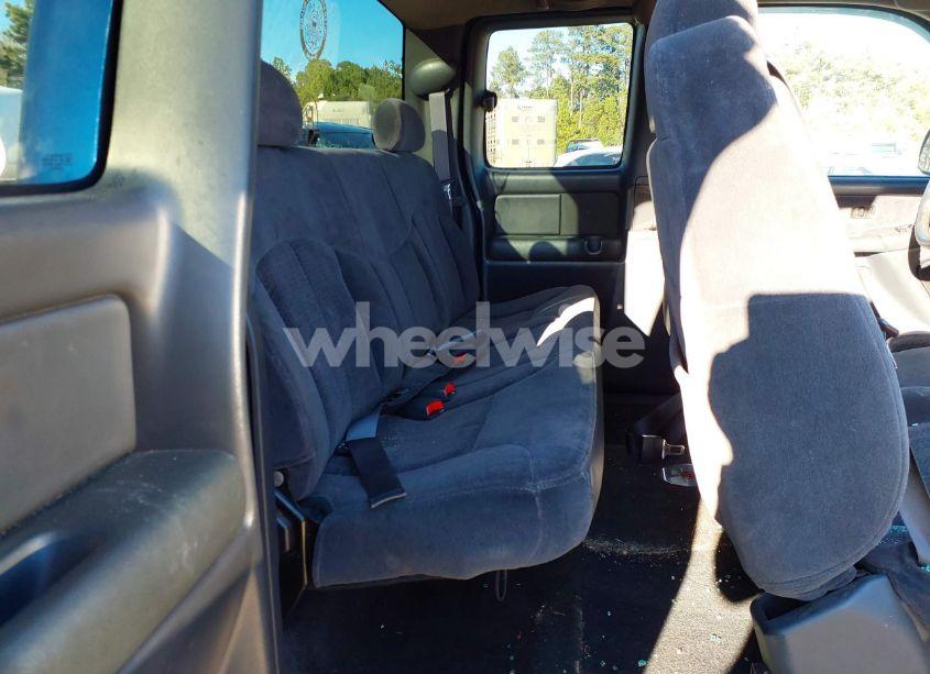 Photo 8 of 2002 Chevrolet Silverado 1500 LS (VIN 2GCEK19T221171309)