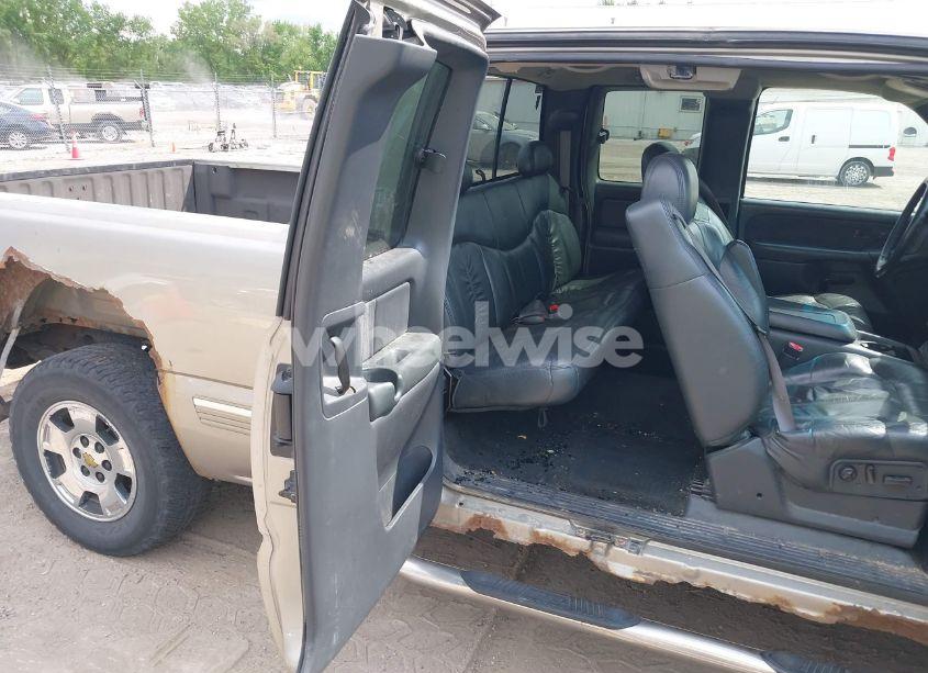 Photo 8 of 2002 Chevrolet Silverado 1500 LT (VIN 2GCEK19T221245702)