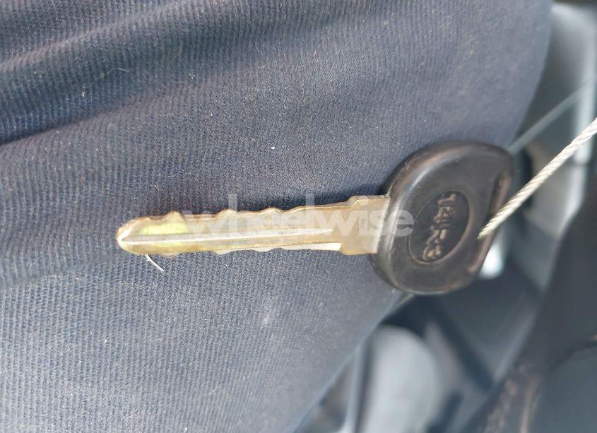 Photo 11 of 2001 Chevrolet Silverado 1500 LS (VIN 2GCEK19T311298617)