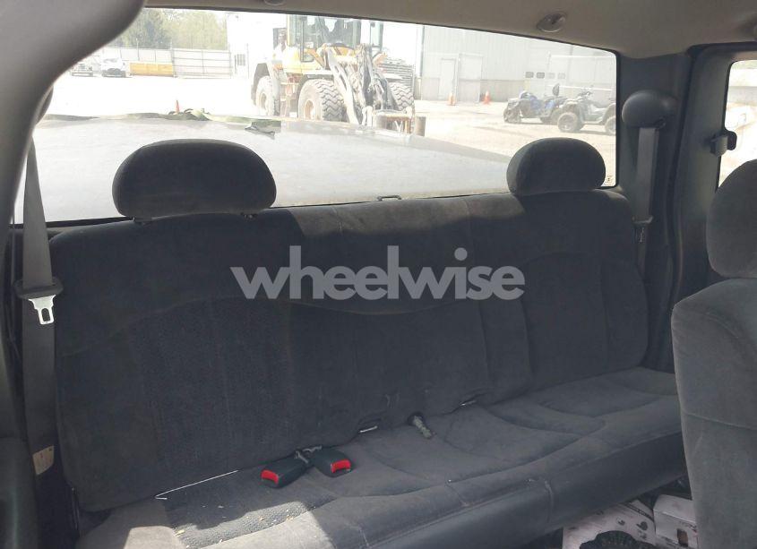 Photo 8 of 2001 Chevrolet Silverado 1500 LS (VIN 2GCEK19T311347699)