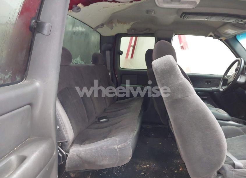 Photo 8 of 2002 Chevrolet Silverado 1500 LS (VIN 2GCEK19T321221361)