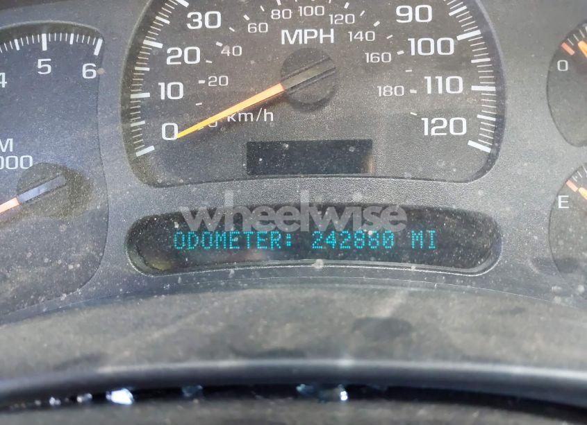 Photo 14 of 2003 Chevrolet Silverado 1500 LS (VIN 2GCEK19T331304824)