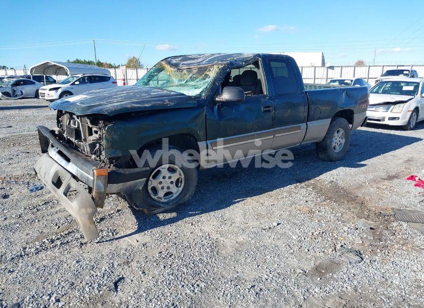 Photo 2 of 2003 Chevrolet Silverado 1500 LS (VIN 2GCEK19T331304824)