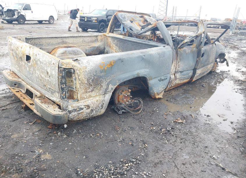 Photo 4 of 2004 Chevrolet Silverado 1500 Z71 (VIN 2GCEK19T341133185)