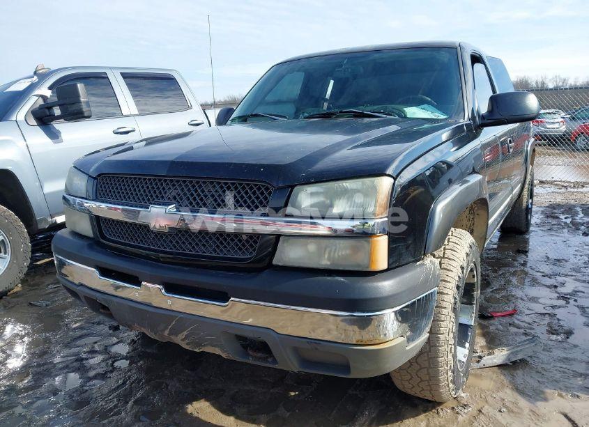 Photo 2 of 2004 Chevrolet Silverado 1500 LS (VIN 2GCEK19T341236817)