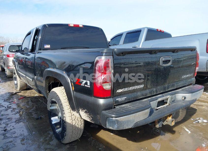 Photo 3 of 2004 Chevrolet Silverado 1500 LS (VIN 2GCEK19T341236817)