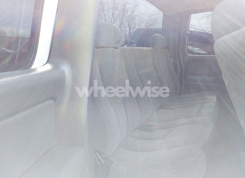 Photo 8 of 2004 Chevrolet Silverado 1500 LS (VIN 2GCEK19T341236817)