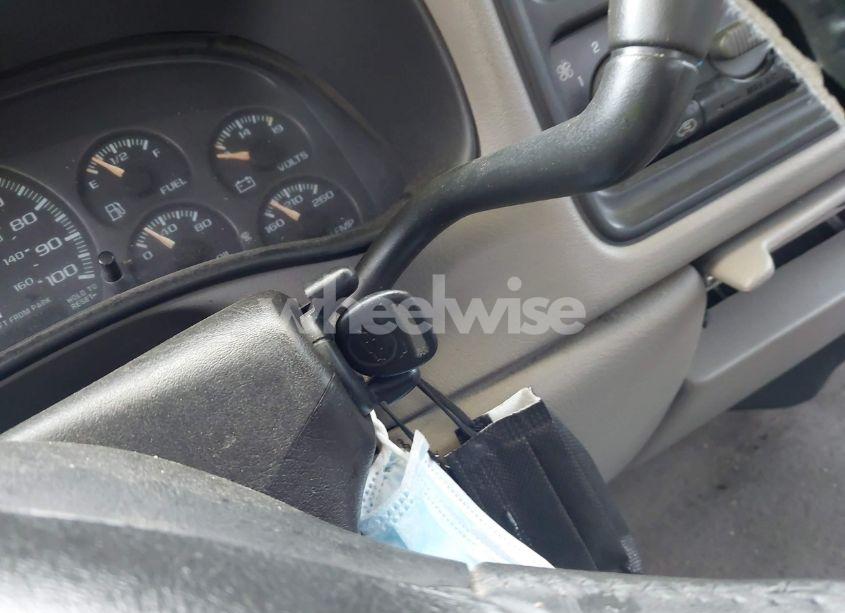 Photo 11 of 1999 Chevrolet Silverado 1500 LS (VIN 2GCEK19T3X1212280)