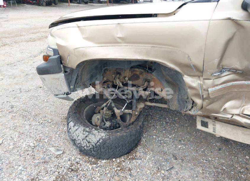 Photo 15 of 2000 Chevrolet Silverado 1500 LS (VIN 2GCEK19T3Y1308251)
