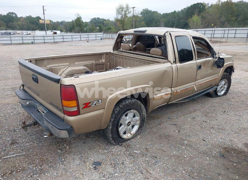 Photo 4 of 2000 Chevrolet Silverado 1500 LS (VIN 2GCEK19T3Y1308251)