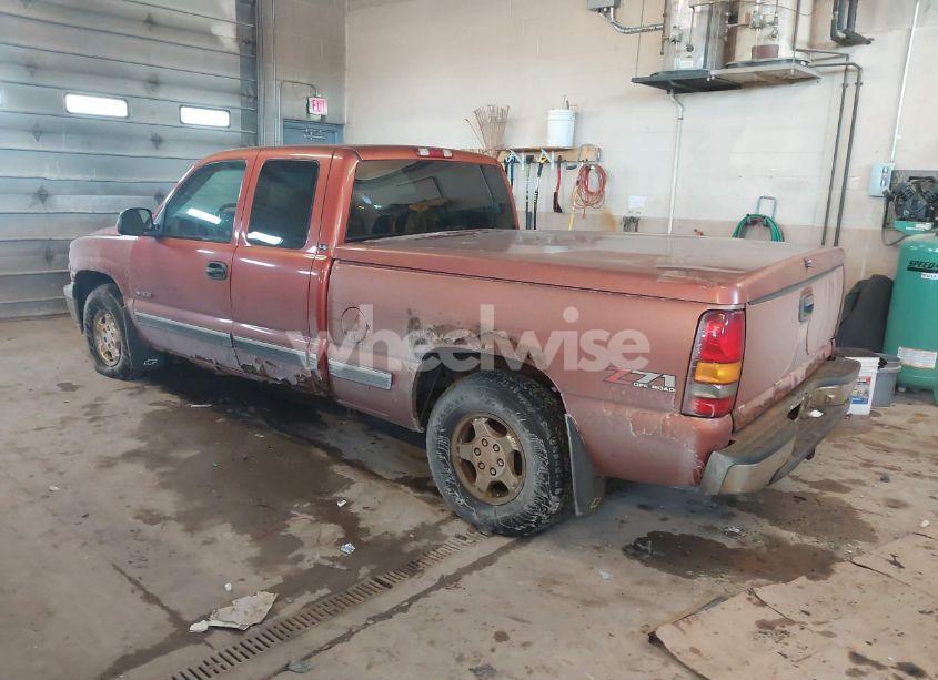 Photo 3 of 2001 Chevrolet Silverado 1500 LS (VIN 2GCEK19T411274200)