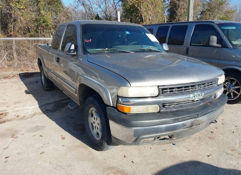 2002 Chevrolet Silverado 1500 LT (VIN 2GCEK19T421111564) main photo