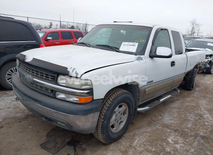 Photo 2 of 2002 Chevrolet Silverado 1500 LS (VIN 2GCEK19T421381216)