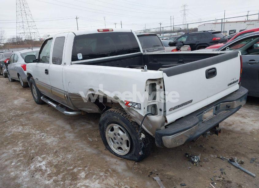 Photo 3 of 2002 Chevrolet Silverado 1500 LS (VIN 2GCEK19T421381216)