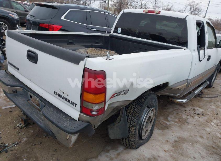 Photo 4 of 2002 Chevrolet Silverado 1500 LS (VIN 2GCEK19T421381216)