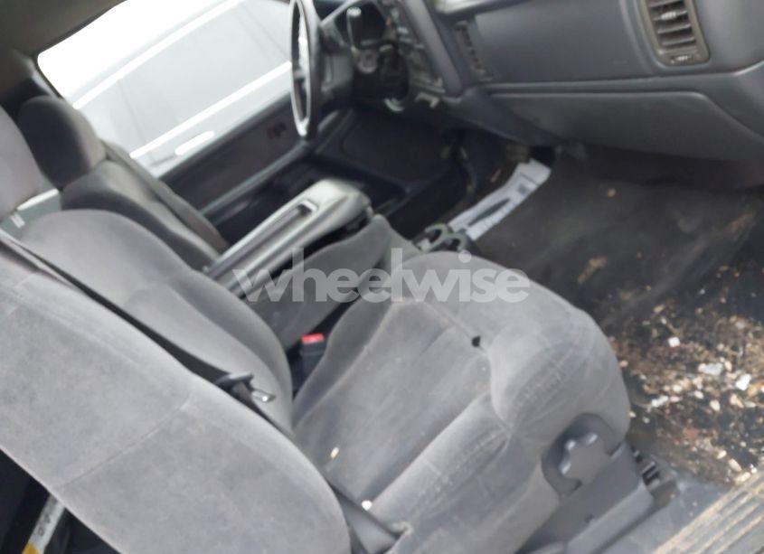 Photo 5 of 2002 Chevrolet Silverado 1500 LS (VIN 2GCEK19T421381216)