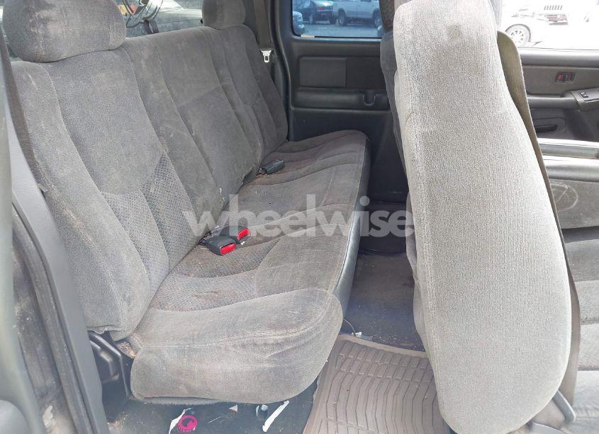 Photo 8 of 2003 Chevrolet Silverado 1500 LS (VIN 2GCEK19T431121528)