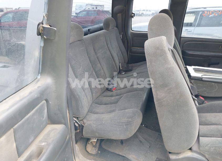 Photo 8 of 2004 Chevrolet Silverado 1500 LS (VIN 2GCEK19T441269535)