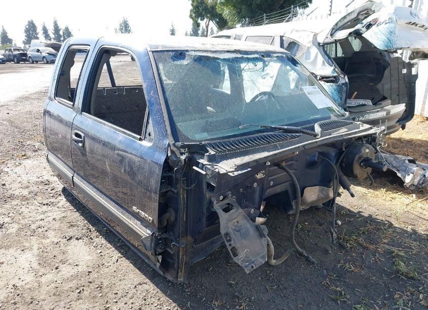 1999 Chevrolet Silverado 1500 LS (VIN 2GCEK19T4X1196039) main photo