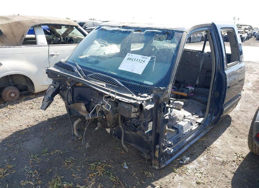 Photo 2 of 1999 Chevrolet Silverado 1500 LS (VIN 2GCEK19T4X1196039)