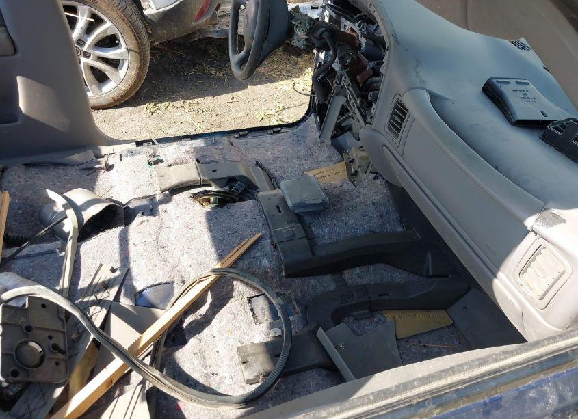 Photo 5 of 1999 Chevrolet Silverado 1500 LS (VIN 2GCEK19T4X1196039)