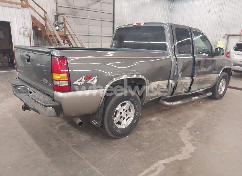 Photo 4 of 2001 Chevrolet Silverado 1500 LS (VIN 2GCEK19T511303106)