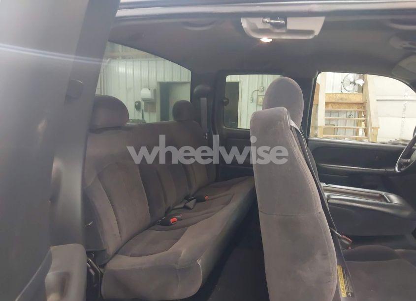 Photo 8 of 2001 Chevrolet Silverado 1500 LS (VIN 2GCEK19T511303106)