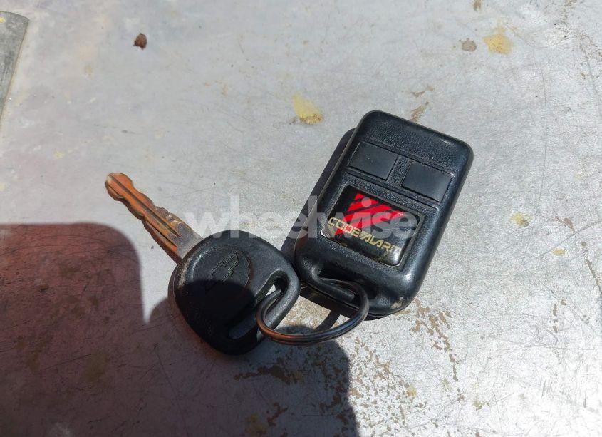 Photo 11 of 2001 Chevrolet Silverado 1500 LS (VIN 2GCEK19T511312260)