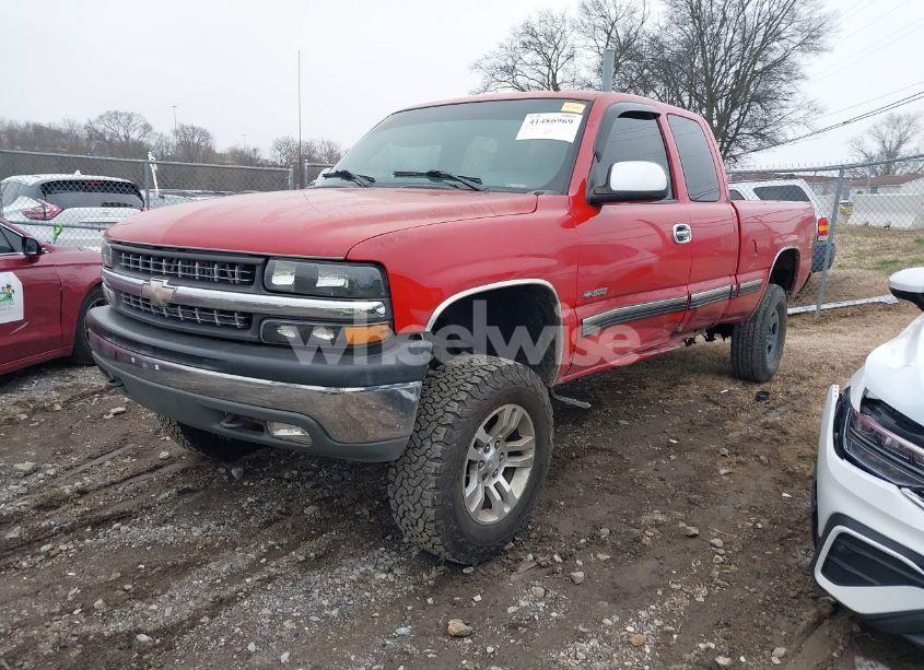 Photo 2 of 2002 Chevrolet Silverado 1500 LT (VIN 2GCEK19T521140197)