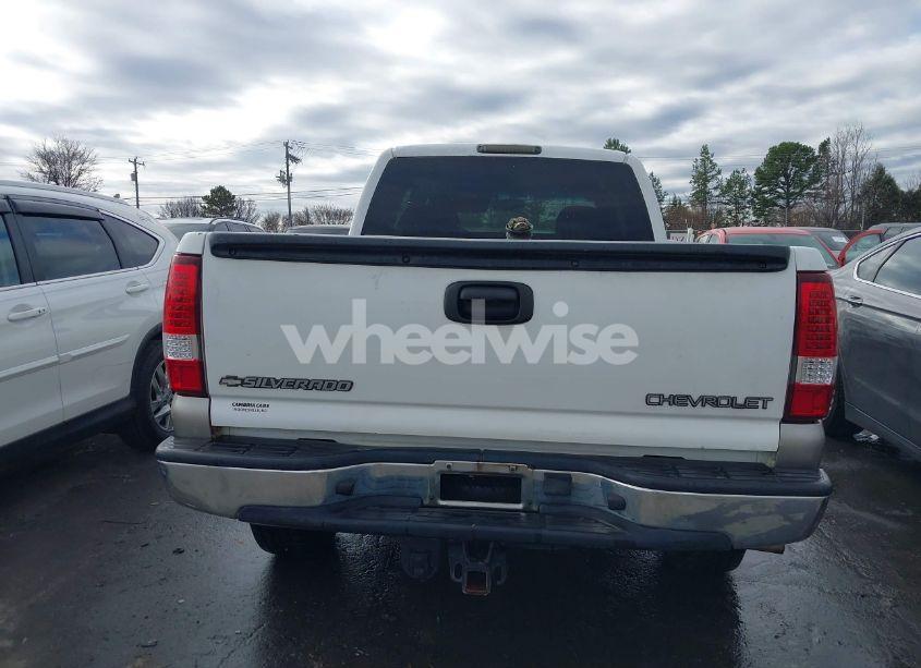 Photo 17 of 2002 Chevrolet Silverado 1500 LS (VIN 2GCEK19T521158411)