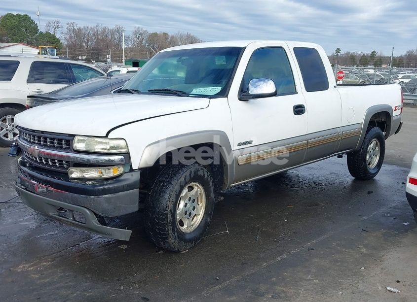 Photo 2 of 2002 Chevrolet Silverado 1500 LS (VIN 2GCEK19T521158411)