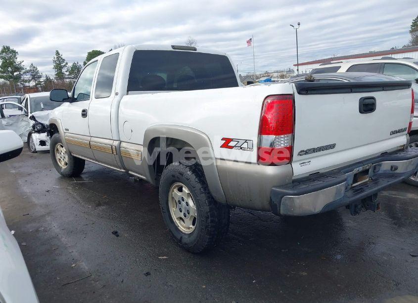 Photo 3 of 2002 Chevrolet Silverado 1500 LS (VIN 2GCEK19T521158411)
